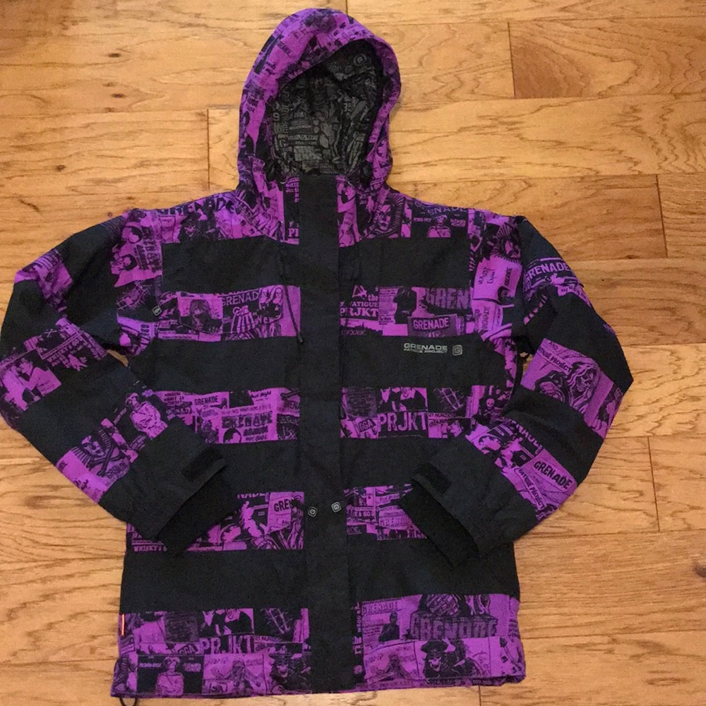 💜🖤Grenade snowboarding jacket/coat 🖤💜